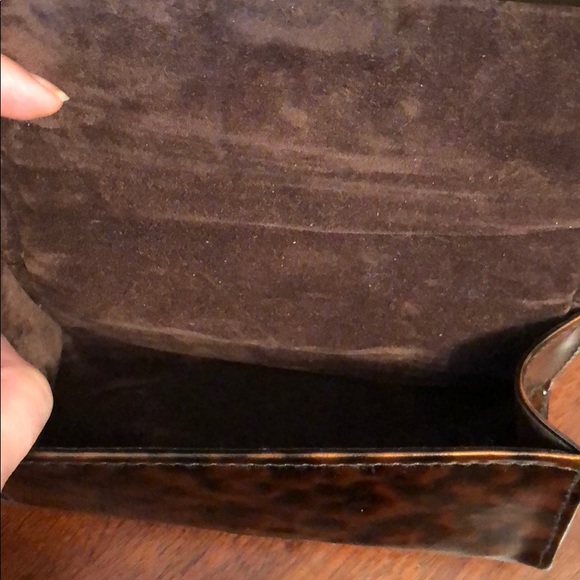 Tory Burch Sunglasses. Brown and Black - Picture 2 of 4